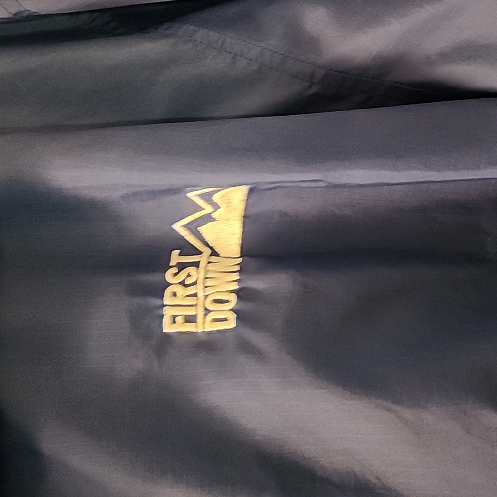 First Down Large Blue Windbreaker - Picture 2 of 13